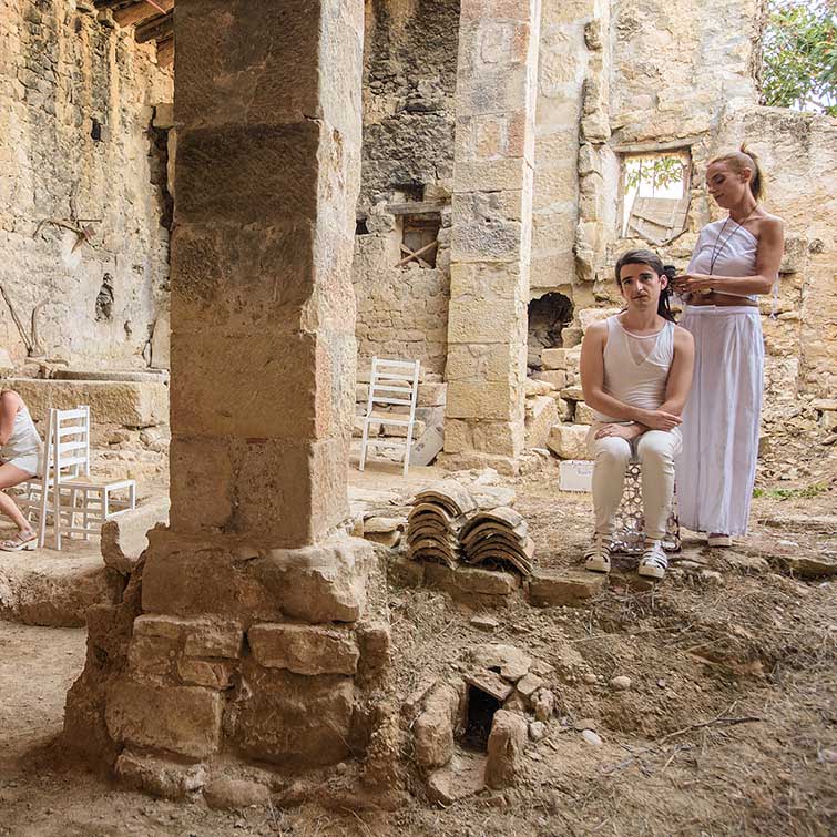 Arens de Lledó 2019 ⎮ Segarem ortigues amb els tacons